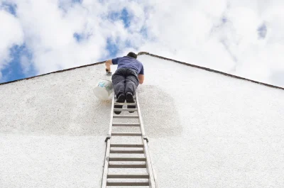 Peinture extérieure à Loiré-sur-Nie — façades et ravalement